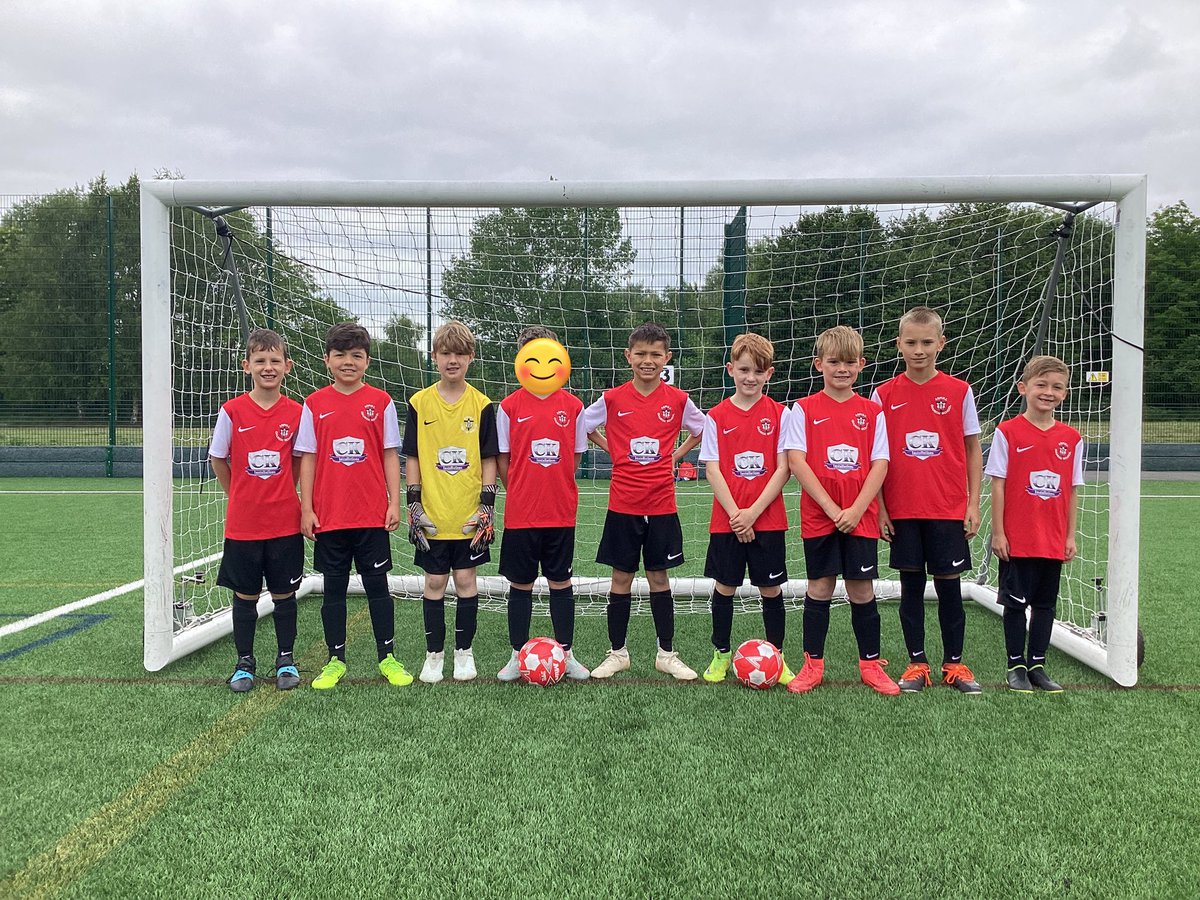 What a wonderful day it’s been at the lower key stage two football tournament held at William Fosters. Aspull Church showed amazing resilience and team work all day and came 4th out of a total 36 schools across Wigan. An amazing effort by all involved ⚽️ 👏#acpsSport