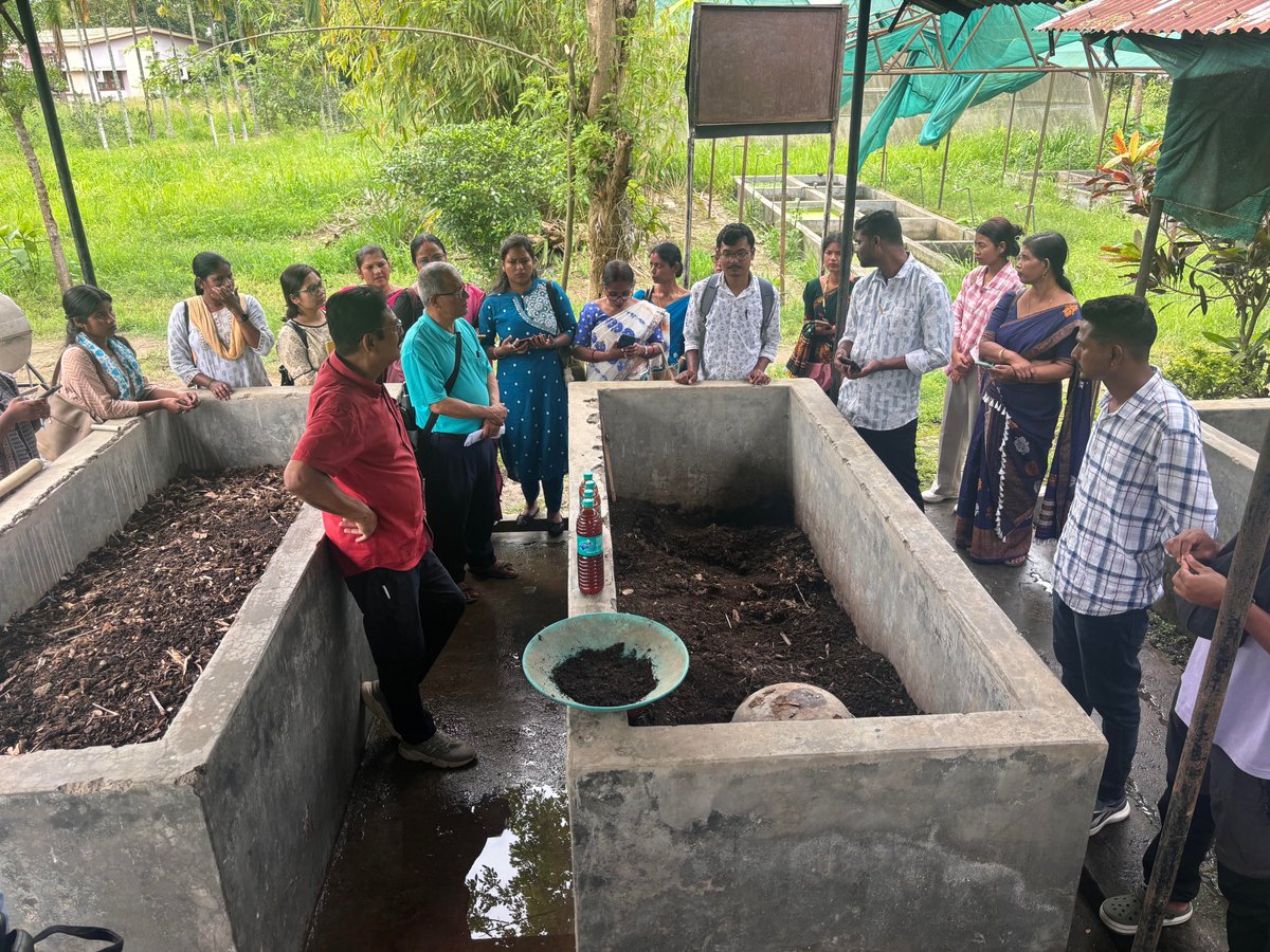 Directorate of Open &amp; Distance Learning conducted a one-month course on Waste Recycling and Vermicompost Production Technology at Biswanath College of Agriculture. Certificates were distributed on 18/5/25 to 30 participants from Assam, Arunachal Pradesh, Meghalaya &amp; Kerala