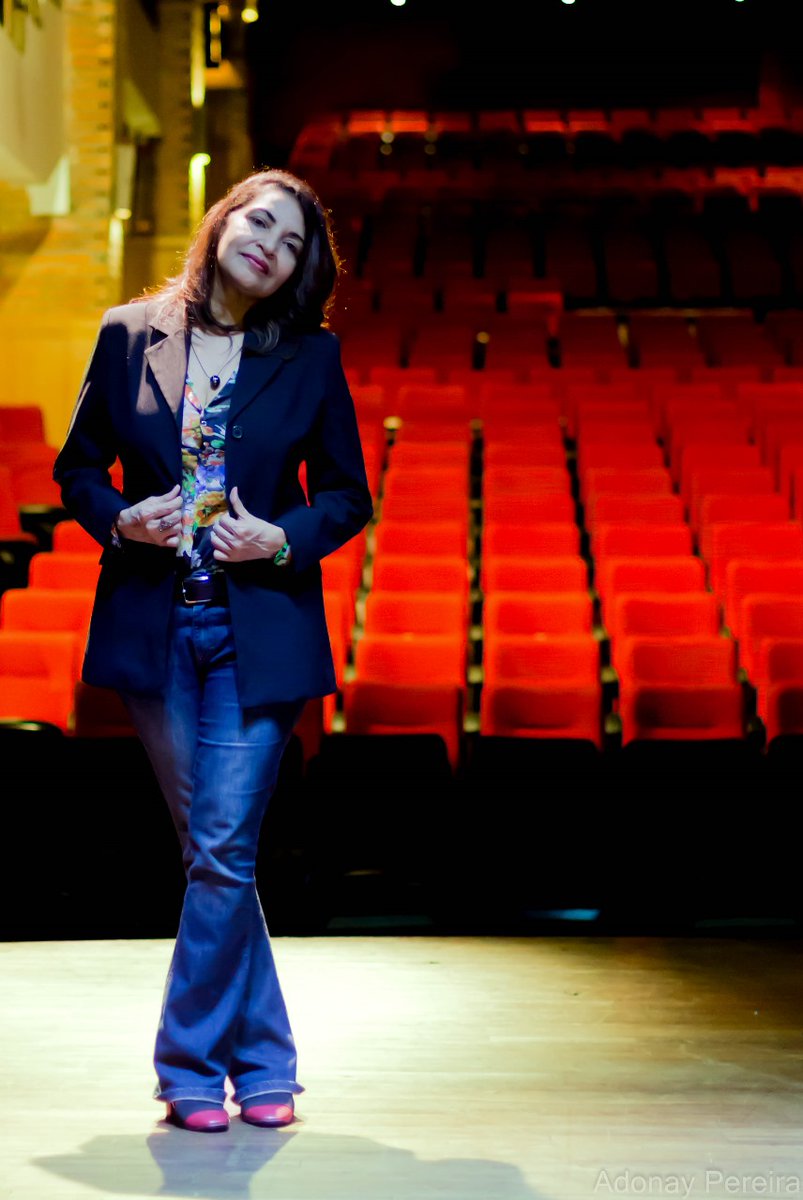 Temos um encontro marcado para o dia 06 de junho às 21h no teatro Manauara.
Vamos celebrar a vida, a arte do reencontro e o meu aniversário 🎂
 
Foto feita no palco do teatro Manauara Adonay Pereira 

Garanta o seu lugar no link 
👇
share.google/CHI2dTujbG6SIZ…

☎️ Infs 92 99193-0405