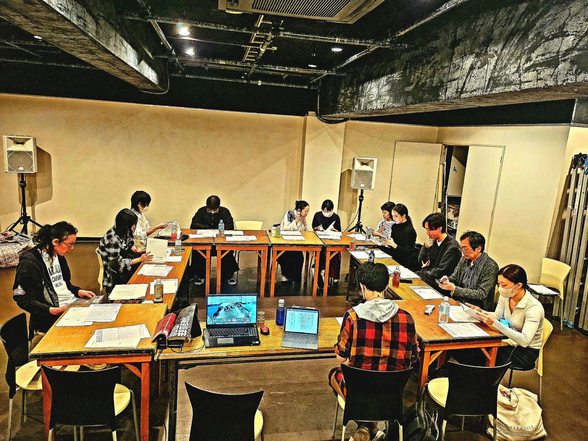 bungaku58's tweet photo. 本日顔合わせでした！
とても面白い作品になりそう！

責任のある役を任せてもらい、ドキドキですが、同じくらいワクワクしてます！！

#吉野翼企画　#海鰻荘奇談 https://t.co/aSRhAyvVY4