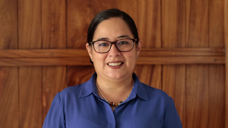 🇸🇻⚠️ ¡LIBERTAD PARA RUTH LÓPEZ! 

Las democracias suelen morir lenta y progresivamente, con miles de decisiones políticas y administrativas del día a día y que poco a poco van debilitando la institucionalidad. Sin embargo, hay días en los que esas decisiones son más obvias y más