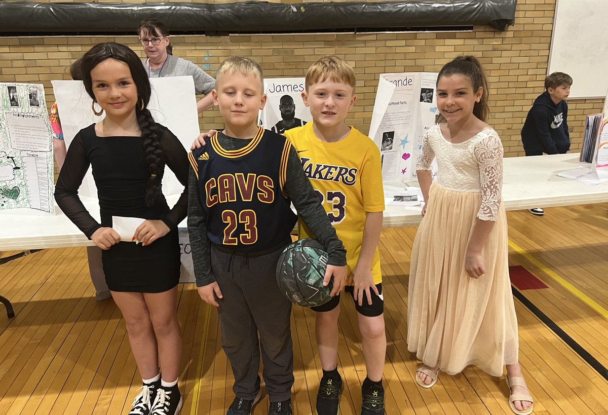parkelemsch's tweet photo. Lots of famous folks at Park today for the grade 3 wax museum! Great job third graders!#WeAreChardon https://t.co/geRS4TPK3C