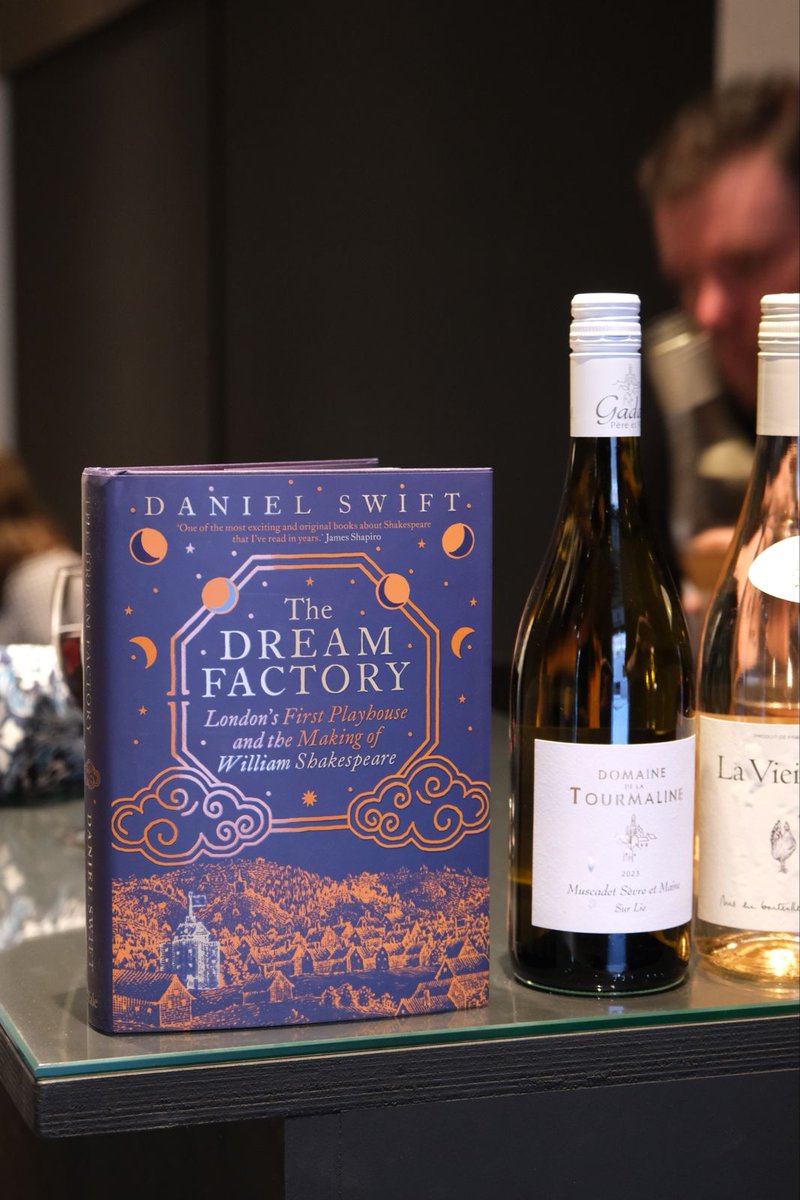 StudioBoxOffice's tweet photo. We're thrilled to have hosted Daniel Swift at Box Office Studio for the launch of The Dream Factory!

Discover the untold story of London's first playhouse and its role in shaping Shakespeare.

Explore the origins of the Elizabethan stage and Shakespeare https://t.co/meMejOptP1