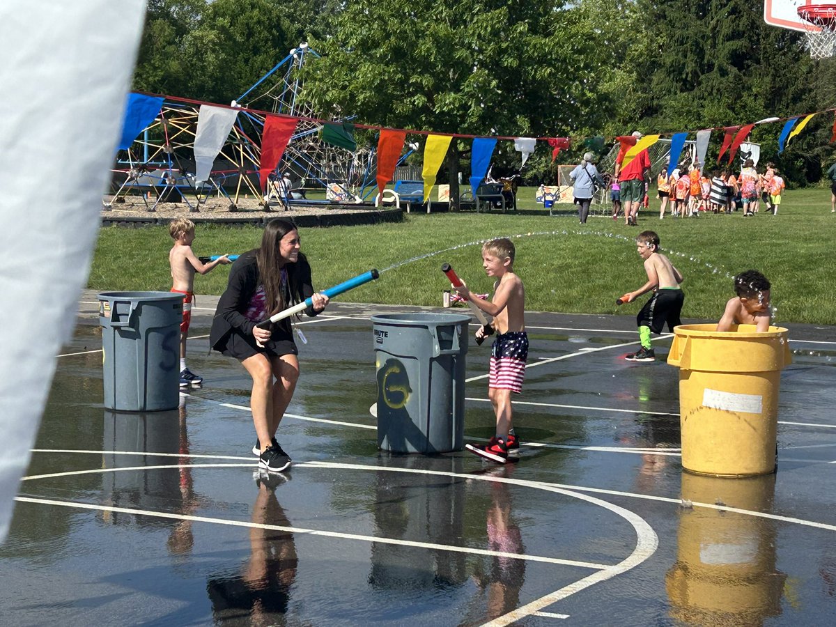 Rob Messenheimer (@robmessenheimer) on Twitter photo <a href="/BluffsviewElem/">Bluffsview Bears</a> students are having a blast! In <a href="/wcsdistrict/">Worthington Schools</a>, Field Days are elementary traditions that happen because of our amazing wellness teachers and volunteers who put in countless hours preparing for a great day for kids, including Bluffsview’s Ben Wilson. #itsworthit <a href="/BluffsviewElem/">Bluffsview Bears</a> students are having a blast! In <a href="/wcsdistrict/">Worthington Schools</a>, Field Days are elementary traditions that happen because of our amazing wellness teachers and volunteers who put in countless hours preparing for a great day for kids, including Bluffsview’s Ben Wilson. #itsworthit