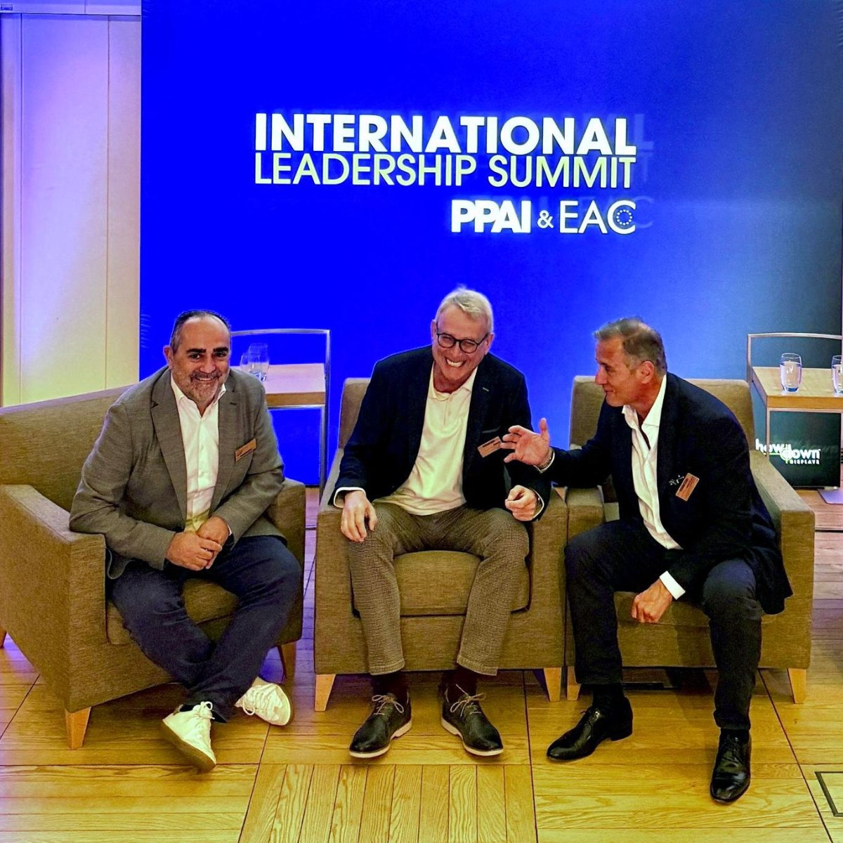 aimfap's tweet image. 🌍AIMFAP presente en la International Leadership Summit, representados por nuestro presidente y vicepresidente en una de las cumbres más importantes a nivel internacional del sector promocional.

🤝 Nuestra presencia reafirma nuestro compromiso con el desarrollo del sector.