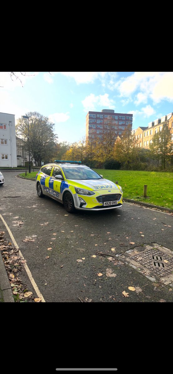 S/Sgt 90289 and SC 90402 spent the last three weeks undertaking the Standard Response Course.

This course enables the use of lights and sirens to respond to emergency incidents.

Both officers passed and are now equipped with these vital skills to take back to their shifts!
