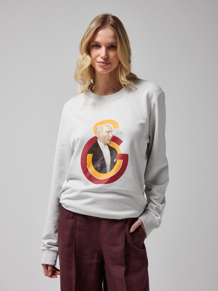 GSStore's tweet image. GAL𝐀𝐓𝐀SARAY! 😍

📌19.05 Koleksiyonunu hemen keşfet👇

📲 bit.ly/4jPInQg

#MayıslarBizimdir