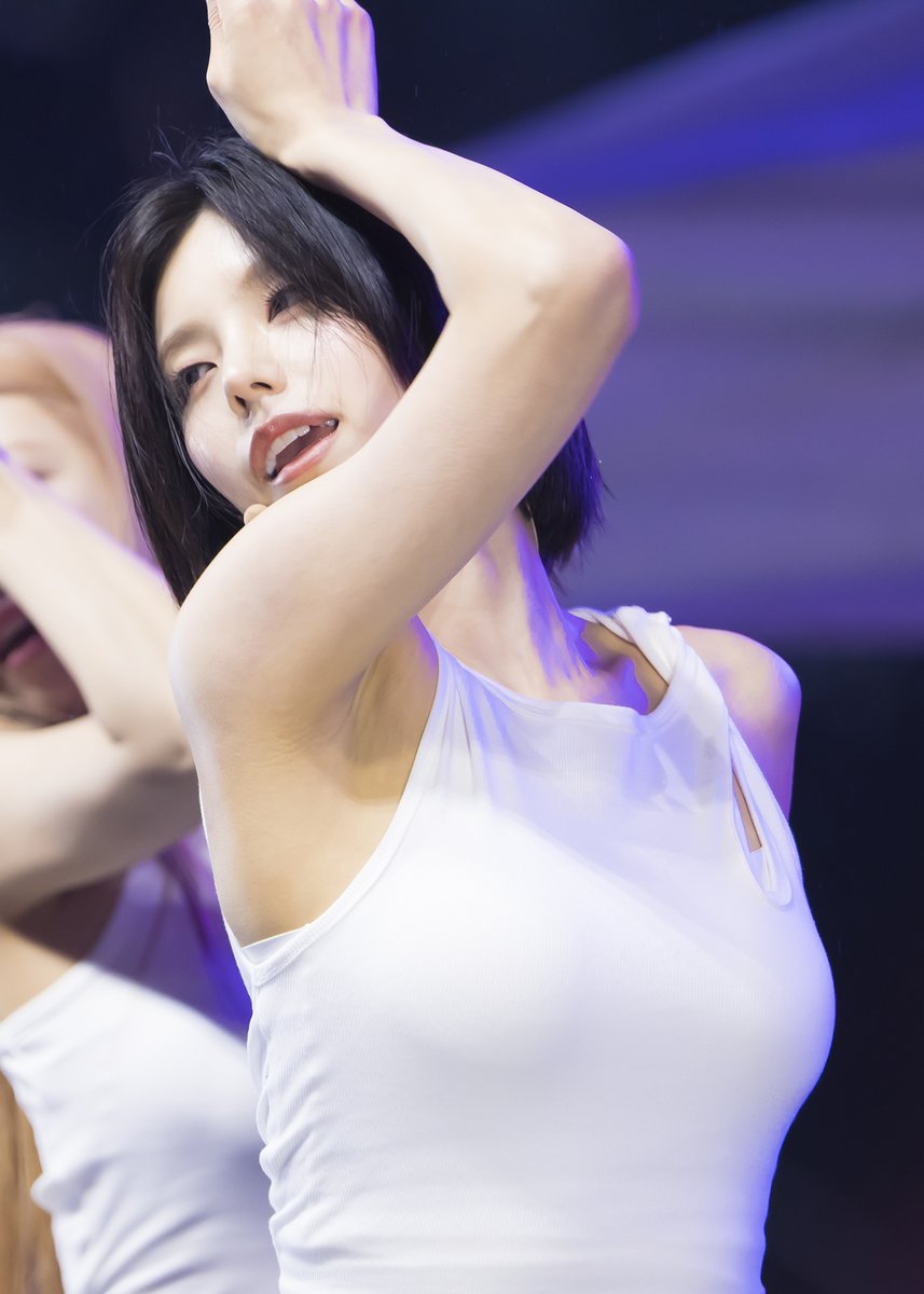 빈털터리 tweet media