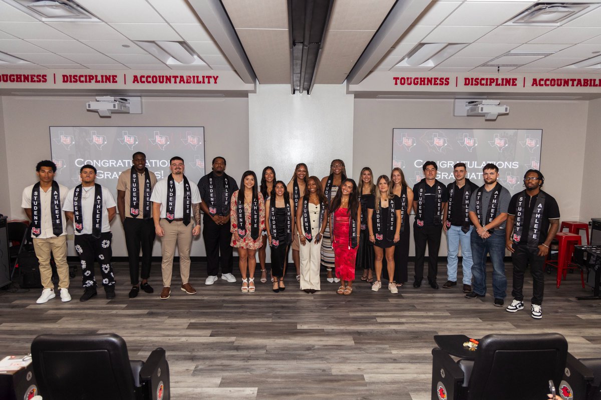 Cardinals Graduated 59 During Spring Commencement #PeckEmCards

Story: tinyurl.com/yyc9xe63