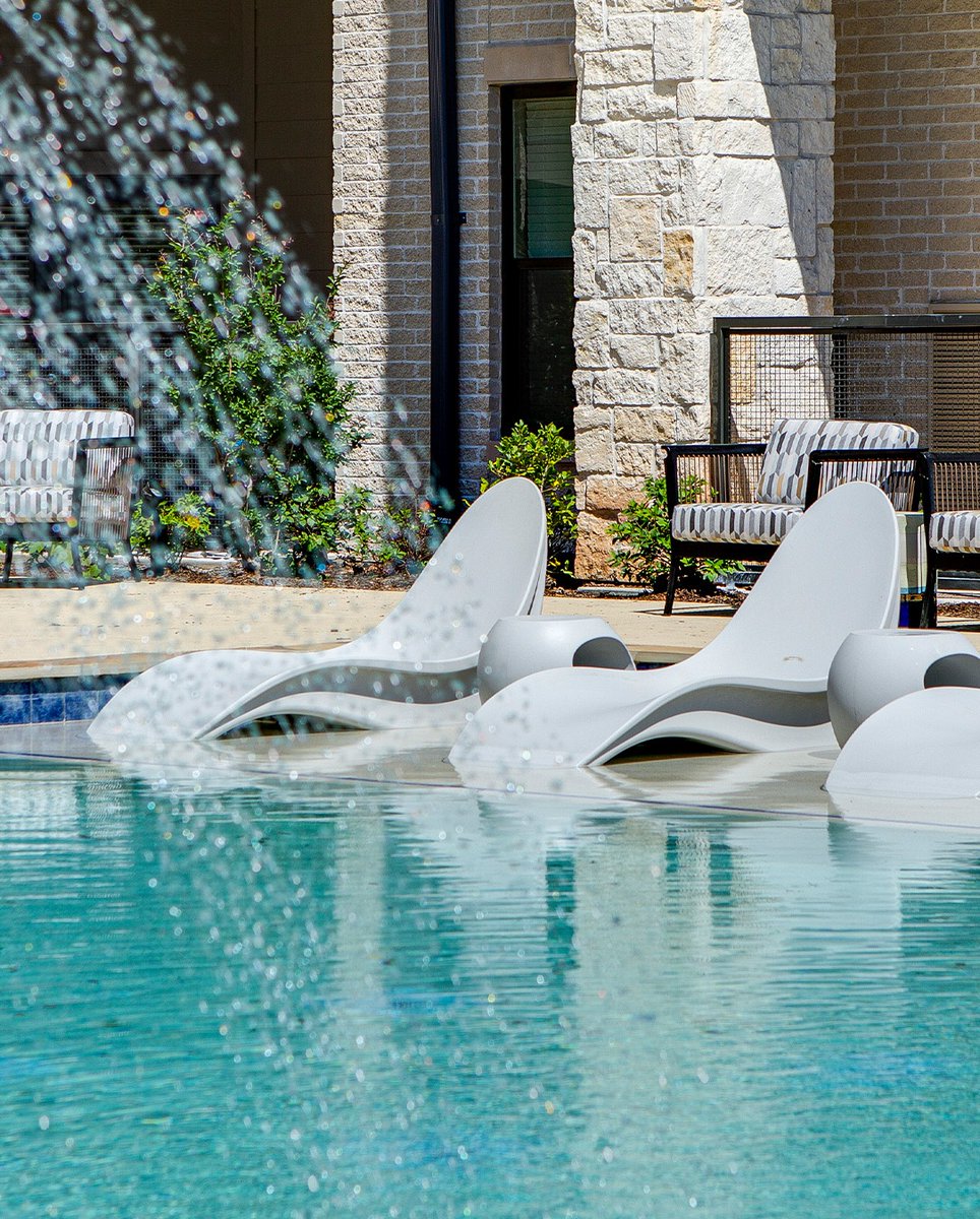 tonikworld's tweet image. Sleek, bold and built for poolside bliss. Dive into comfort with our Bikini Lounger!

l8r.it/fJSQ
⁠
#Pool #PoolLounge #SunLedge #PoolChair #OutdoorFurniture #OutdoorPatio #FurnitureDesign #Seating ⁠#chair #contemporary #ModernFurniture #TonikWorld