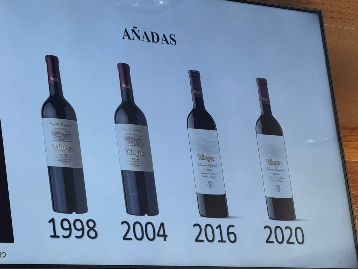 Bodegas Muga (@bodegasmuga) on Twitter photo Isaac Muga, con motivo del International Wine Encounters (BEIWE) de <a href="/BarriodEstacion/">Barrio de la Estación</a>, ha ofrecido una cata vertical de Selección Especial. Nos ha permitido viajar en el tiempo a través de la experiencia sensorial, ¡qué día tan intenso!
#BodegasMuga #BEIWE2025 #BarrioDeLaEstación Isaac Muga, con motivo del International Wine Encounters (BEIWE) de <a href="/BarriodEstacion/">Barrio de la Estación</a>, ha ofrecido una cata vertical de Selección Especial. Nos ha permitido viajar en el tiempo a través de la experiencia sensorial, ¡qué día tan intenso!
#BodegasMuga #BEIWE2025 #BarrioDeLaEstación