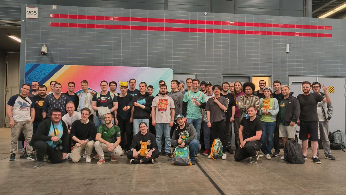 Utrecht Gruppenfoto! 📸
Geografisch in den Niederlanden, aber vom Feeling her ein echtes Heim-Regional, gekrönt von einem deutsch-deutschen Finale 🤩
Danke an alle, die dabei waren!