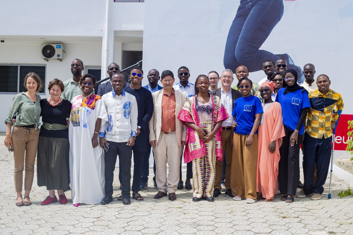 🚀 Semaine enrichissante avec le Youth Sounding Board 🇪🇺 – Côte d’Ivoire

linkedin.com/posts/aristide…

#YSB