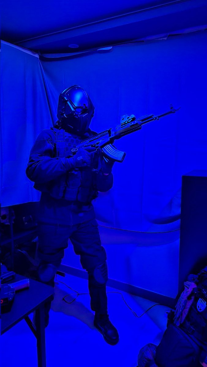 Midiro97485's tweet image. Into The Prussian Blue

#EscapefromTarkov #tarkov
#cosplayer