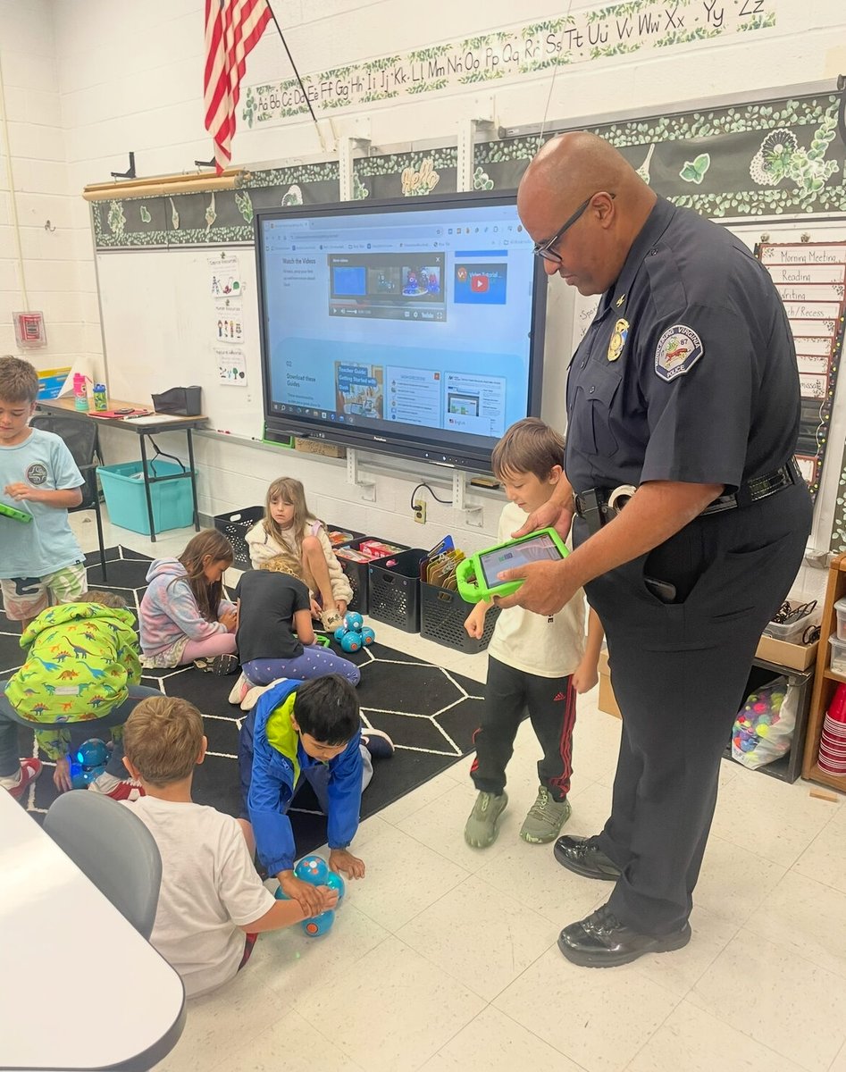 Last week was National Charter Schools Week! VDOE is celebrating by spotlighting some of our own public charter schools across the Commonwealth such as Middleburg Community Charter School - where curiosity, creativity and community come together to inspire tomorrow's innovators!