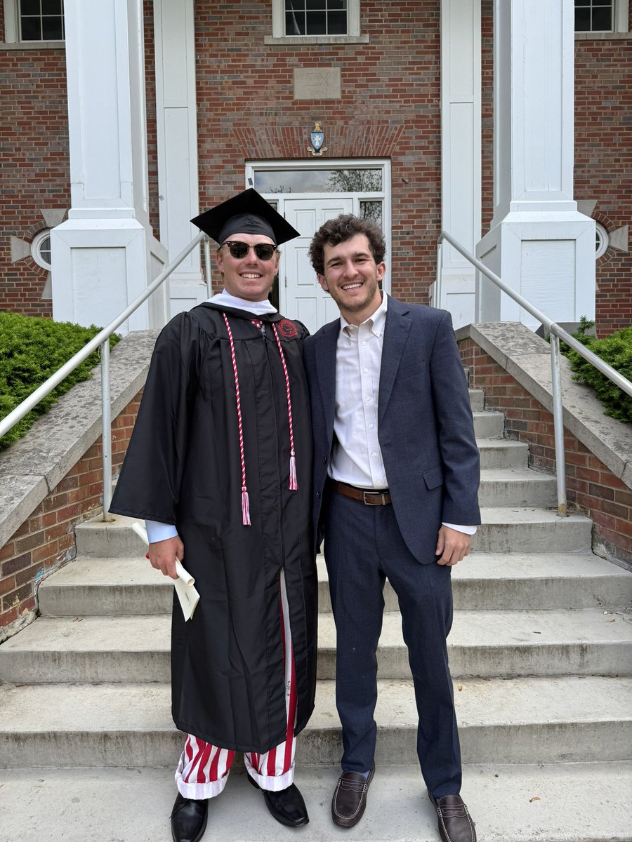 WabashGolf's tweet photo. Congratulations to our seniors on graduating this past weekend. Matt Lesniak, Rob Pruzin, and Lewis Dellinger were 3 great players for us all four years. #WAF https://t.co/YF58AiwG5n
