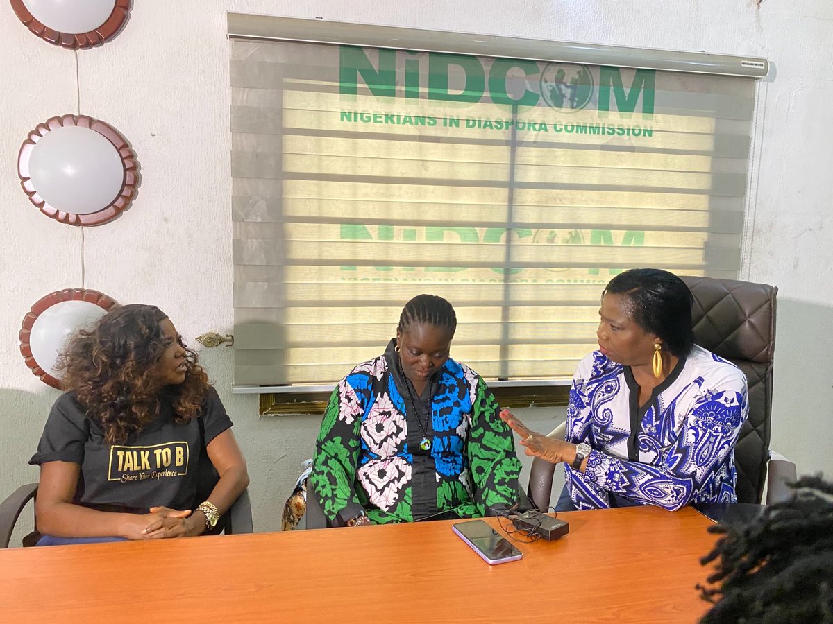 abikedabiri's tweet photo. Breaking!Adeola, daughter of popular actress, Jumoke George, who cried out that she had not heard from her daughter in four years is back home , from Mali where she was trafficked to .Just received her , with Biola Adebayo who broke the story and  Niyi Johnson. Details later ! https://t.co/YNqyRpCrTZ