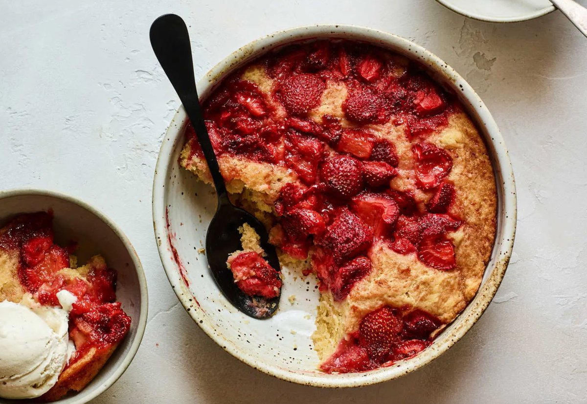 Cake is always better eaten by the spoonful! This delicious Strawberry Spoon Cake from New York Times Cooking only requires a few ingredients and will become the ultimate celebration of the strawberry season!
#beavertonfarmersmarket