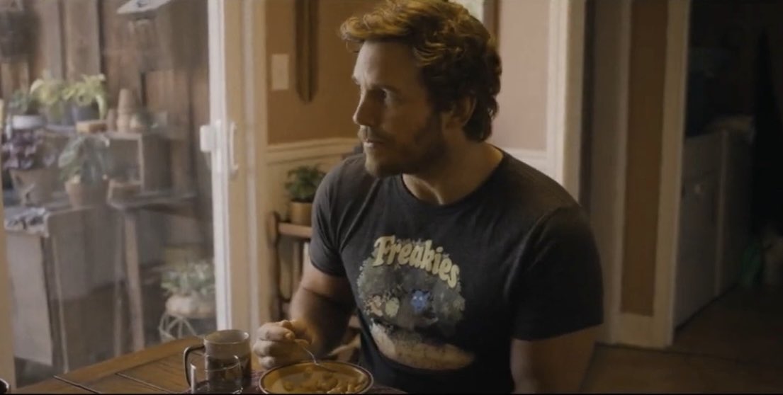 スターロード、VOL3のラストでおじいちゃんと感動の再会したのにその後のポスクレでもう鬱陶しがられてるの好き