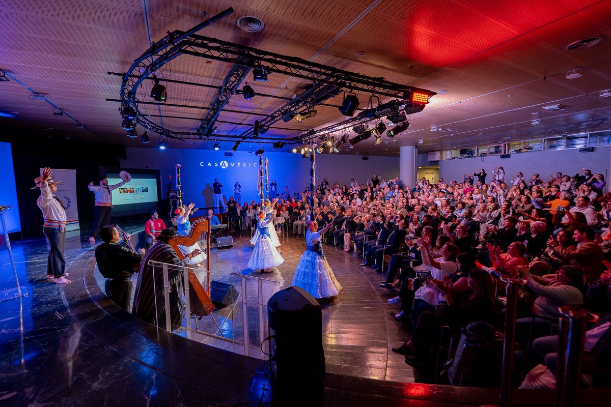 🎤🇵🇾Serenata al Paraguay - 3ª edición, en conmemoración del 214 aniversario de la Independencia del Paraguay. Un encuentro con la música y la danza, que es la mejor manera de honrar el legado de quienes nos precedieron. Se rindió un especial homenaje a la Guarania.