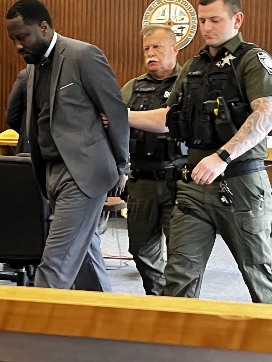 alannafloodnews's tweet image. Former Strafford County Sheriff Mark Brave will be spending 3.5 years in prison for spending county money on trips and dinners and lying about it to a grand jury.