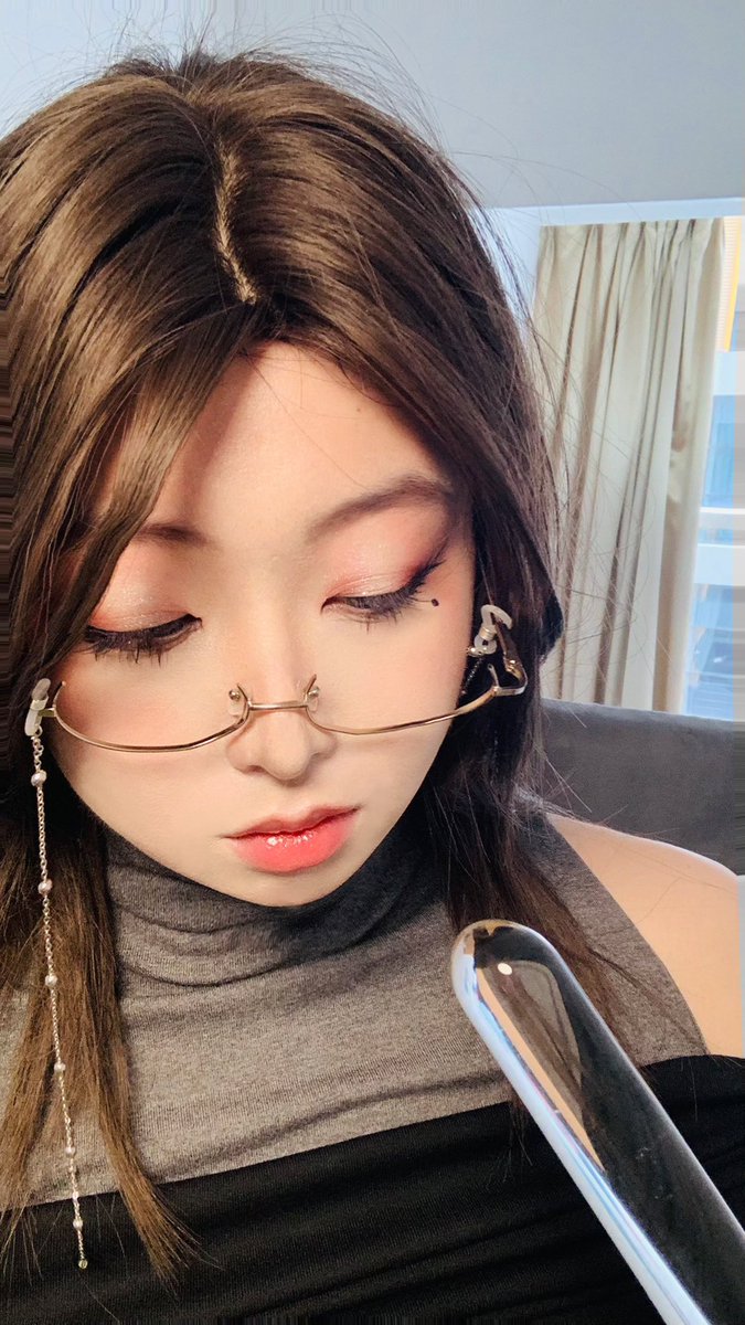 嗯？  #女装 #CD #伪娘  #sissy #男娘 #男の娘 #可爱的男孩子 #四爱 #Femboy #flr #FLR中文站