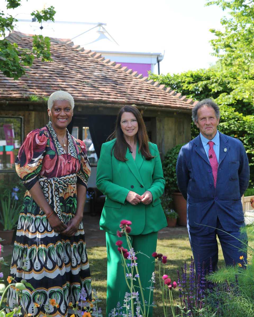 #AskBBCChelsea
Arit, Rachel and Monty are here to solve all your gardening grievances. Comment down below with all your questions for the chance to have them answered during our 8pm coverage on <a href="/BBCTwo/">BBC Two</a>!