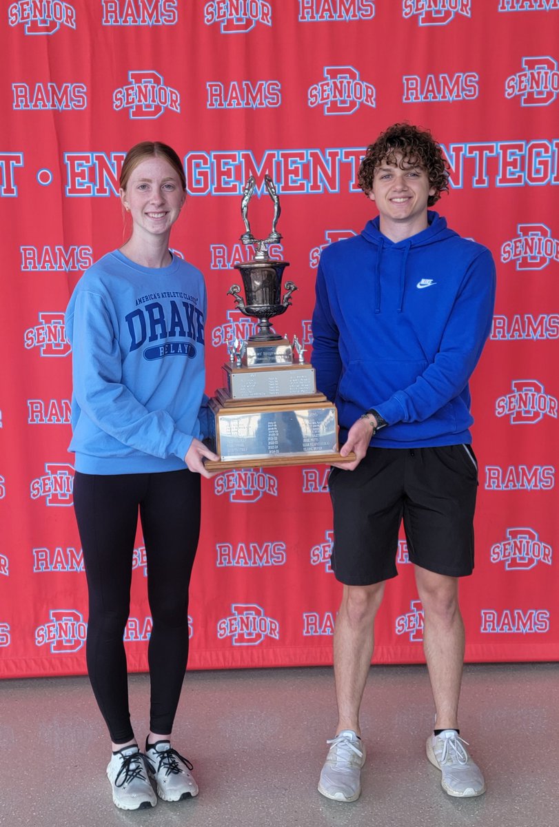 DBQSeniorRams's tweet photo. Handed out some more Athletic Department Awards today!
Athletes of the Year: Claire Hoyer, Zach Heiar
Scholar Athletes: Carmen Schuster, Dan Rothert
Distinguished Athletes: Emily Gorton, Garrett Schumacher
Master of Sports: Isabelle Berna, Drew Francois, Meek Hall https://t.co/d80ksYfwts