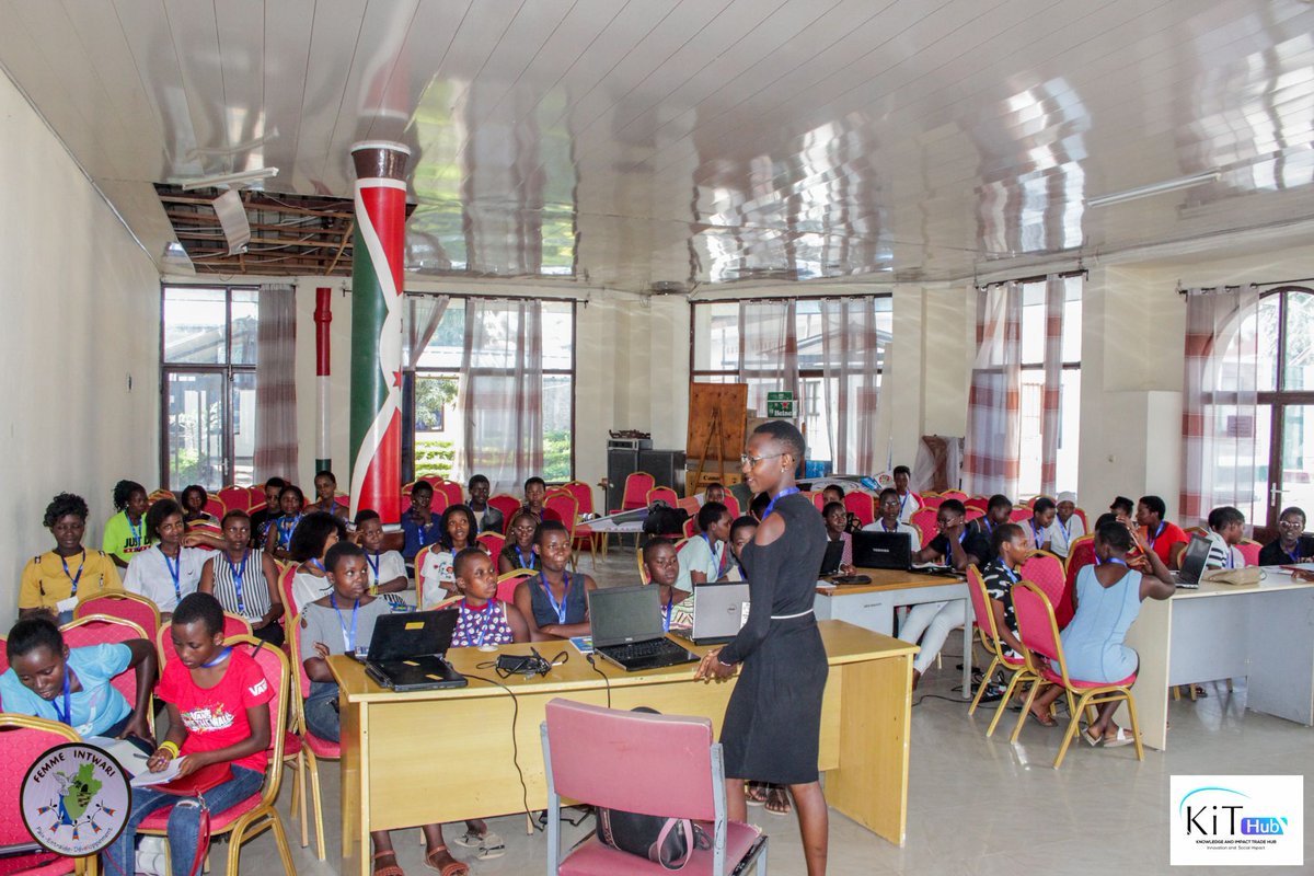 KithubNews's tweet image. Journée Internationale des Filles dans les TIC 2025 ✨🌐
Aujourd’hui, KIT – Digital Innovation HUB célèbre la puissance des filles dans la tech et l’importance de construire un avenir numérique inclusif.
Sous le thème :
Autonomiser les filles dans la tech : Façonner les leaders