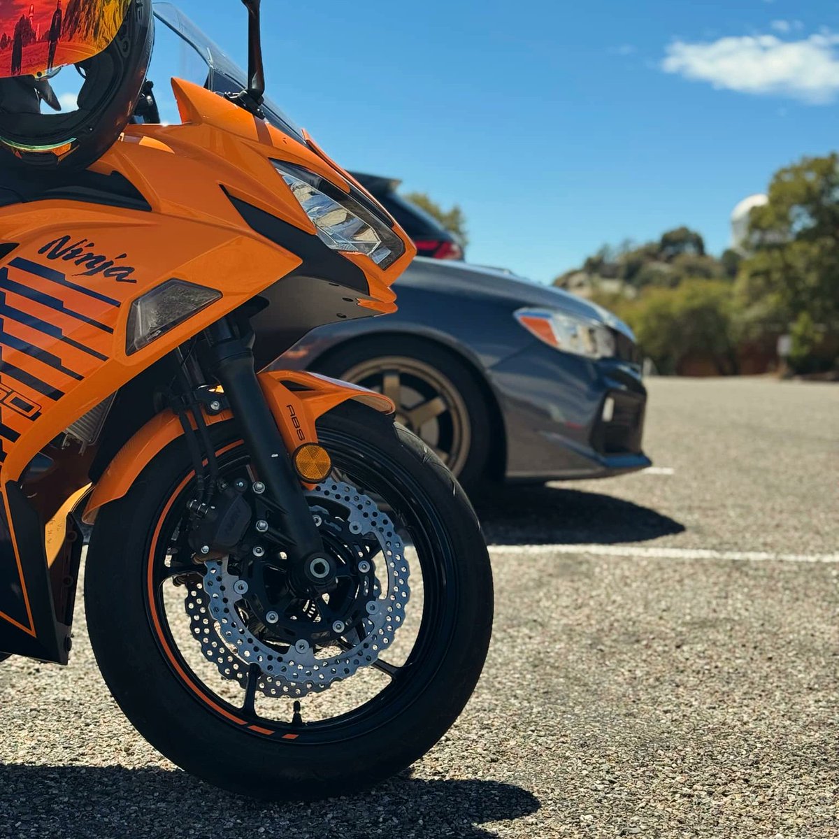 ThatOrangeNinja's tweet photo. Ayyyye what's up X! I'm back at it again! Different shenanigans this time.

#Kawasaki #Ninja650 #MountainCruise https://t.co/Fp9m4QaHQr