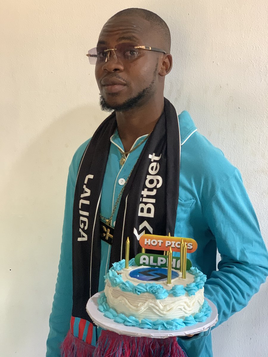 IamWisePrince's tweet image. As we step into year 8, this cake I baked myself is a tribute to our journey of grit, community, and pushing Web3 forward. 🍰💪 

Here’s to more wins and a nod to $BGB for riding with us! 

Special Thanks to @DownceC and @maggiexxguan 🙏

#BitgetWallet7 #Crypto4Everyone