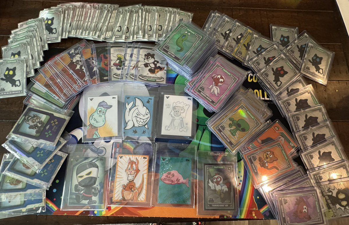 AtomicCoffeeBro's tweet image. It was a #ToppsChrome kinda weekend.
@veefriends
@VeeFriendsCards
