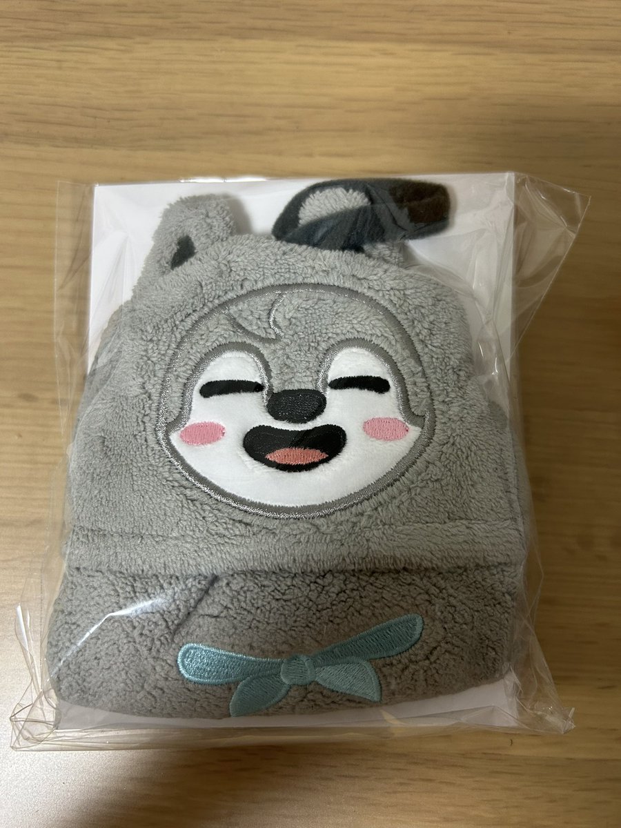 mayu tweet media