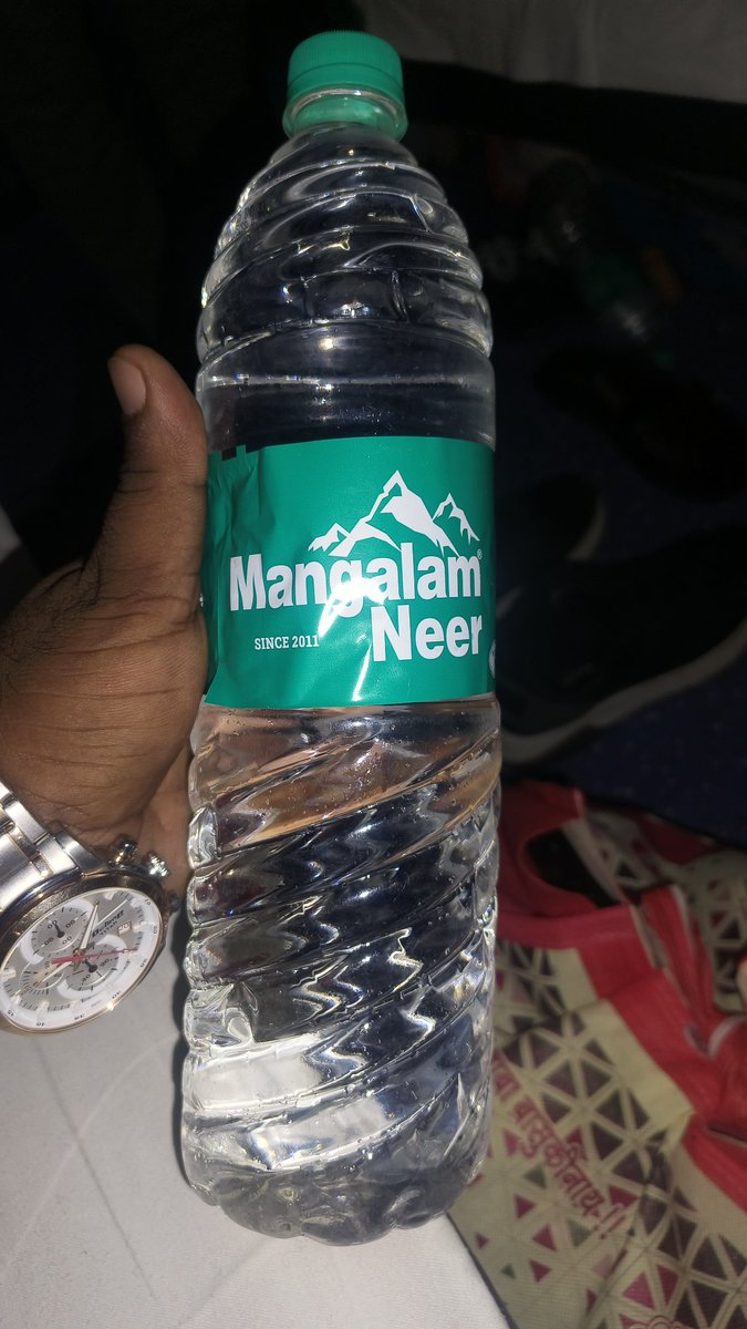 mukeshkumar9555's tweet photo. @Rail_Minister @PiyushGoyalOffc sir 10rs का पानी का बोतल 15rs में बेचा जा रहा है और वही पानी का बोतल बाहर 10rs खुले आम बिकता है और कैंटीन के आदमी के द्वारा बेचा जाता है और रेल नीर मांगने पर बोलता है नहीं है https://t.co/HBRaRyrxJ4