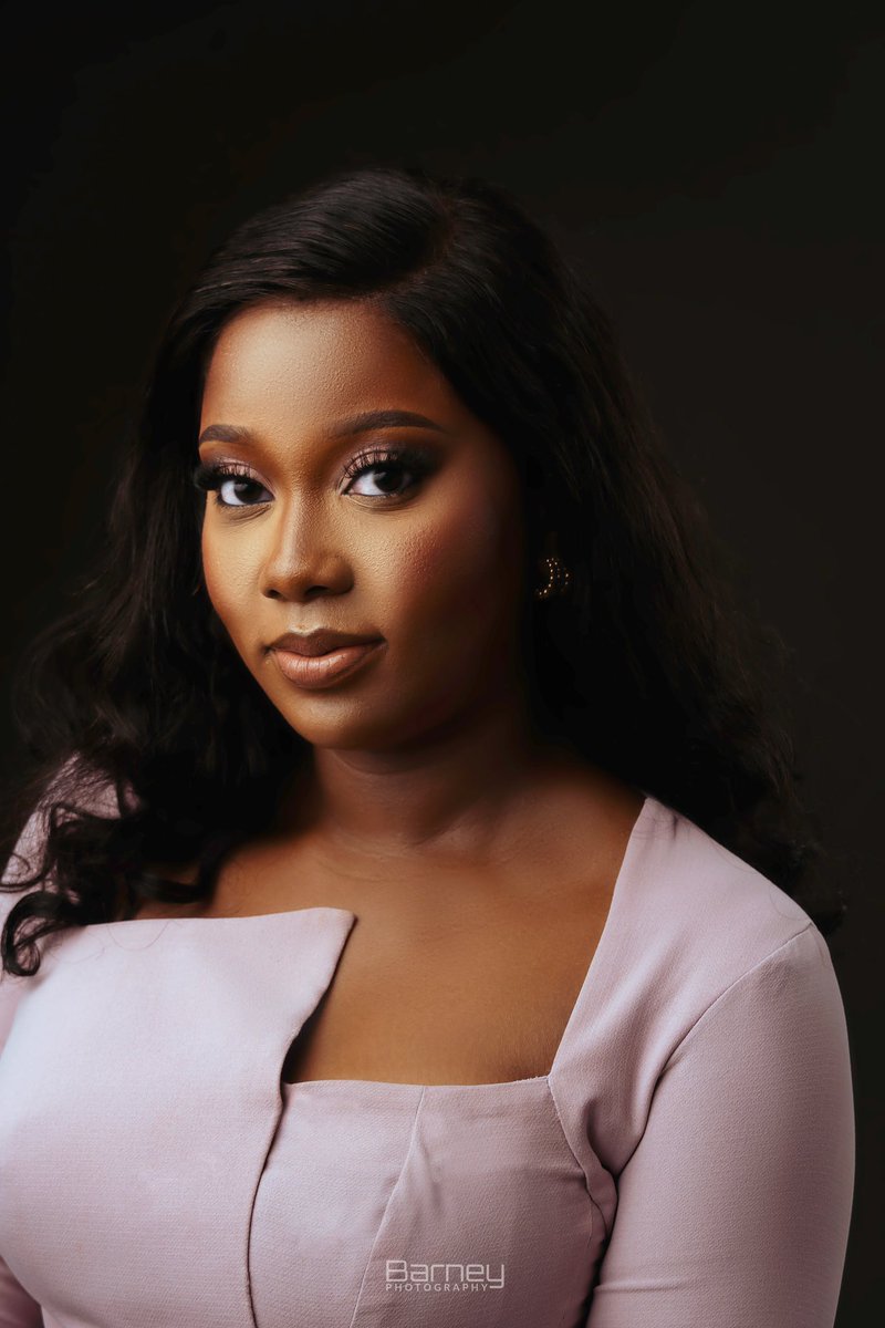 BarneysPhotos's tweet photo. Whether it’s for LinkedIn, your portfolio, or your next big move, your headshots should tell a story of who you truly are.
Headshots for Chioma, 2025.

Need yours? You already know what to do.
#BarneyPhotography #ProfessionalHeadshots #PersonalBranding #Lagosphotographer https://t.co/pa9C9Zfz4W