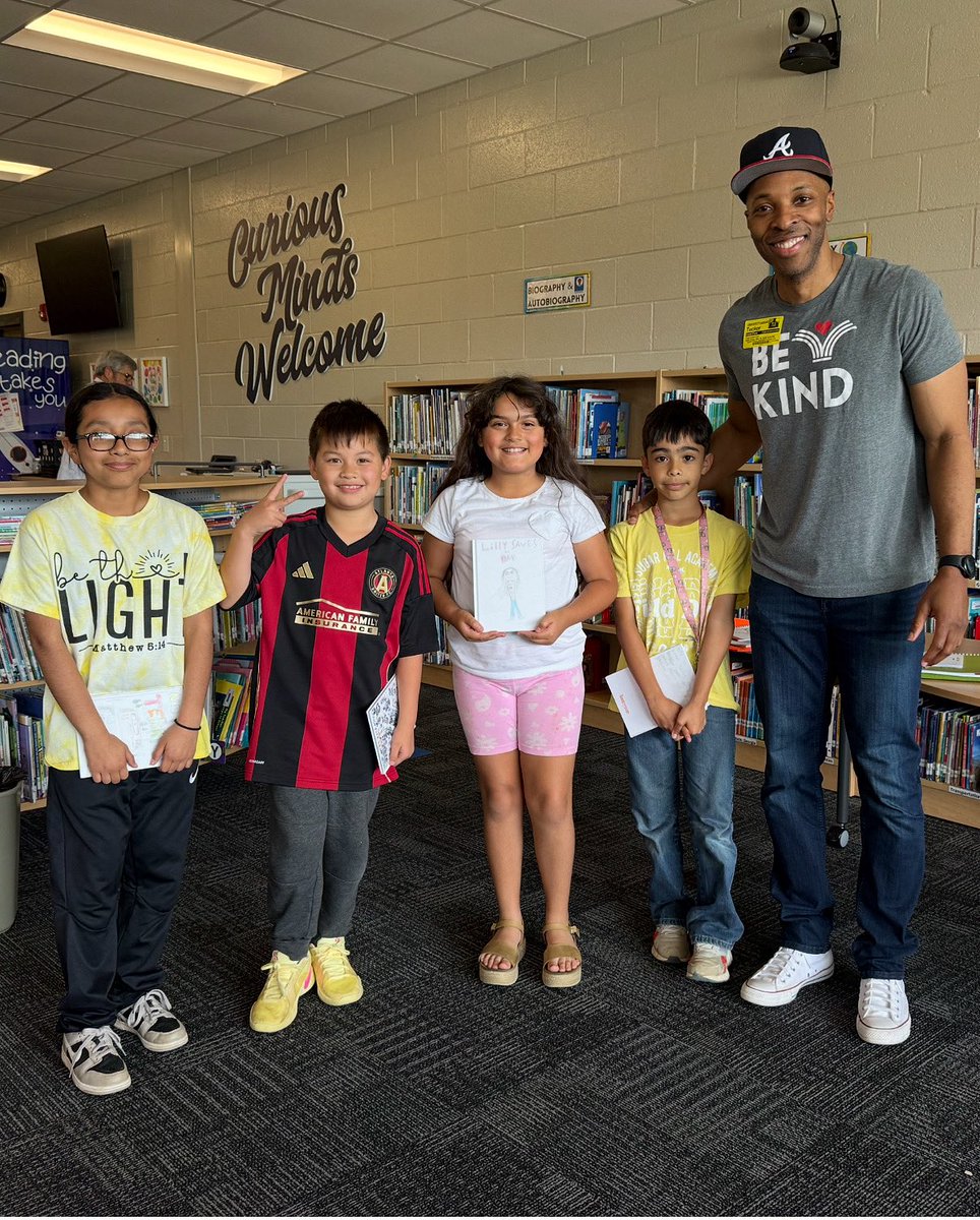 🎉 Congratulations to Vanessa, Leo, Elli, and Josue! 🎉
These talented students have won the "Share Your Story" writing contest and will have their books published. 📚✨ The official unveiling will take place this Fall.
