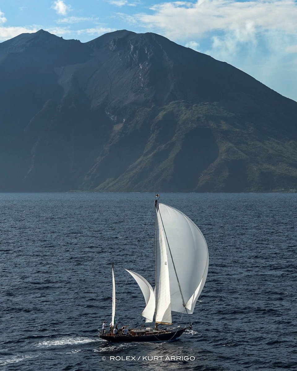 Rolex Middle Sea Race tweet media