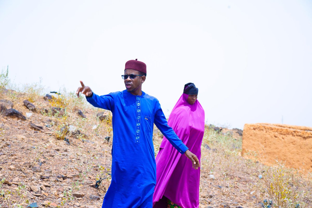 GOGISOfficial's tweet photo. #GOGISISWORKING: "GOGIS Zata Tsayawa Duk Wanda Za'a Zalinta Akan Fili"  ~ DG GOGIS 

A yau Mai Girma Babban Daraktan Hukumar GOGIS,  Dr Kabiru Usman Hassan  ya ziyarci tsaunukan Zagaina domin war-ware rikicin mallaka na filin wata uwar marayu da wasu ke shirin rabata da wurin. https://t.co/gEUZ8tE2Pq