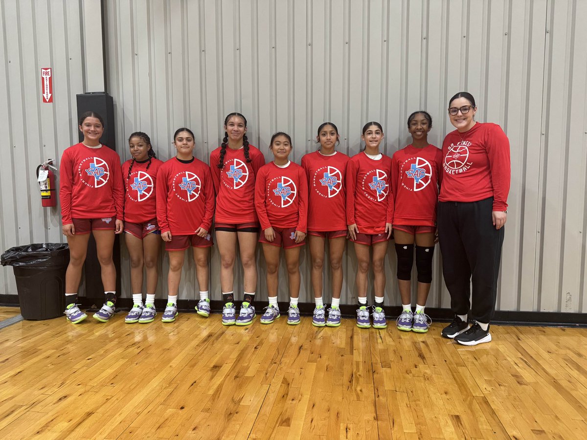 Went 3-1 at the <a href="/ShesBallin/">ShesBallin</a> Queen of the South this weekend. Proud of how hard we played- still growing every game. Don’t let our height fool you…. We’ve got heart, hustle, and grit. <a href="/SAFinestbball/">SA Finest Basketball</a>