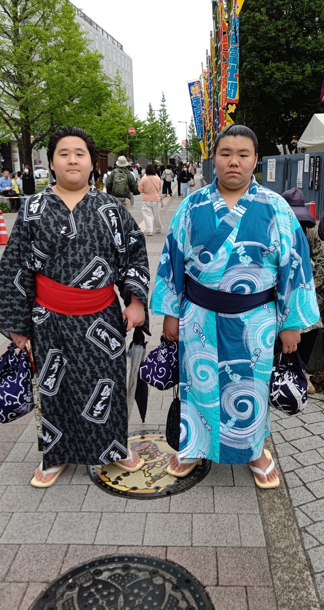 wDCvUfOwO767455's tweet image. 五月場所     九日目
ニ所ノ関部屋
住吉さん        西勢郷さん

#ニ所ノ関部屋