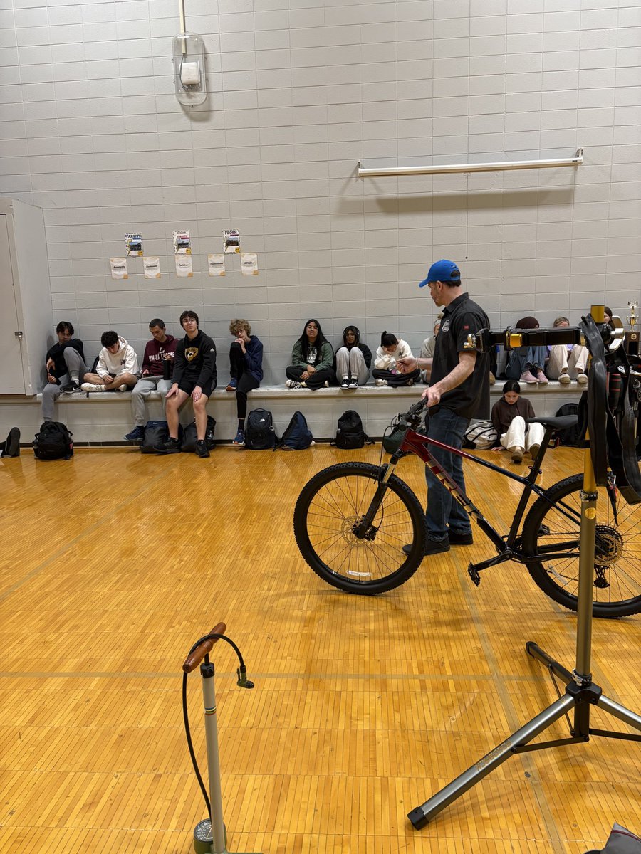 Andrew High School PE, Health & Driver Education (@boltspehede) on Twitter photo Thanks to Josh Klein of Still Ride Bike Shop in Tinley Park for coming to speak to our Adventure Ed students today about bike repair and safety ahead of our bike unit⚡️
<a href="/AndrewHS_d230/">Victor J. Andrew High School</a> <a href="/AbirOthman/">Dr. Abir Othman</a> Thanks to Josh Klein of Still Ride Bike Shop in Tinley Park for coming to speak to our Adventure Ed students today about bike repair and safety ahead of our bike unit⚡️
<a href="/AndrewHS_d230/">Victor J. Andrew High School</a> <a href="/AbirOthman/">Dr. Abir Othman</a>