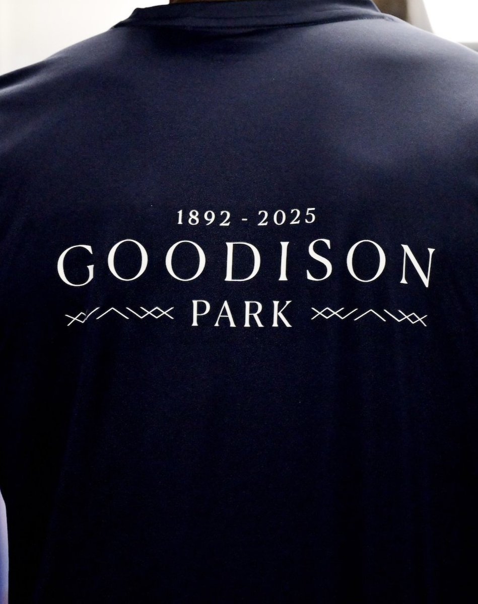 obrienjake_'s tweet image. Proud to be an Evertonian and to be part of the last team to play & win at Goodison Park.
Thank you for the great atmosphere and support yesterday, and throughout the season!
Glad we got the result and the send-off the Grand Old Lady deserves. 💙
#UTT
