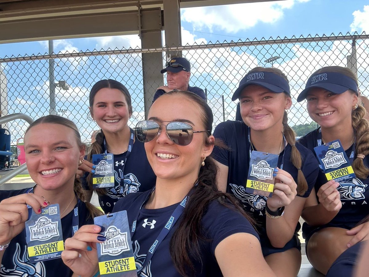 Alexa Michon tweet media