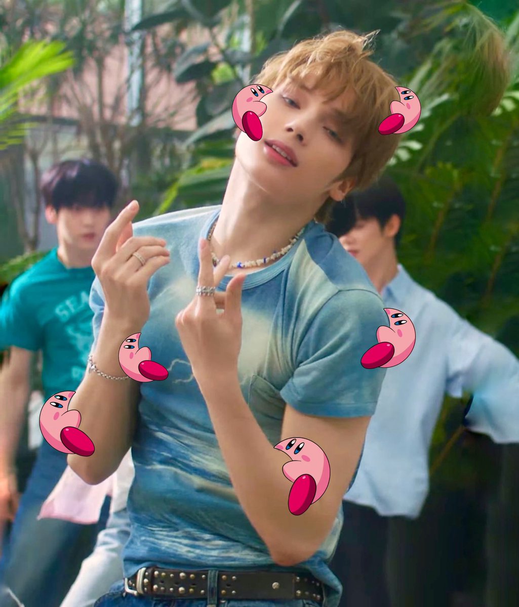 snoozyboobie's tweet image. he will be eaten.