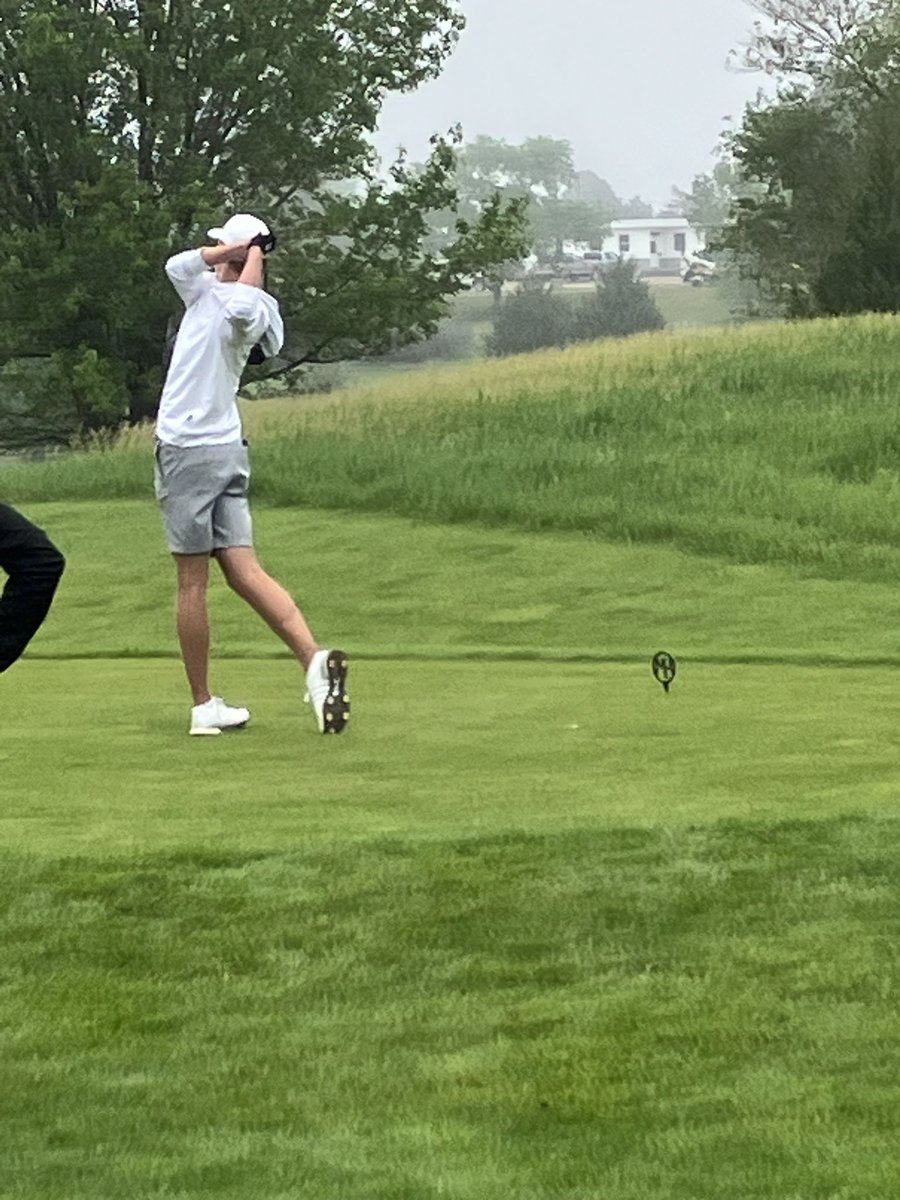 Rockets putting it in play on the first hole in the NSAA District A-3 Golf Tournament