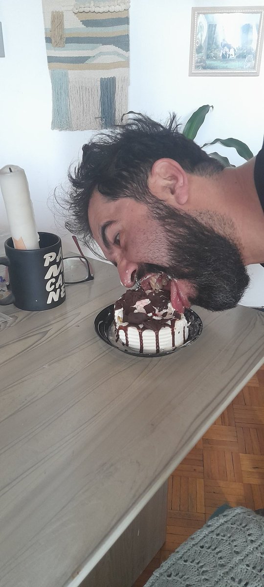 AlejandraMtzY's tweet image. #PoderosoVuelaAlto Hola!!! Saludos Cha y Rulo!!! desde el maravilloso  Tlatelolco. Por fa una felicitación para mi amor, mi compañero de vida, el mas hermoso @Mr_SteVe_Bang Toby Medrano!! Hoy llega al cuarto piso!!! Feliz día!!! Abrazos y besos 💋 😘