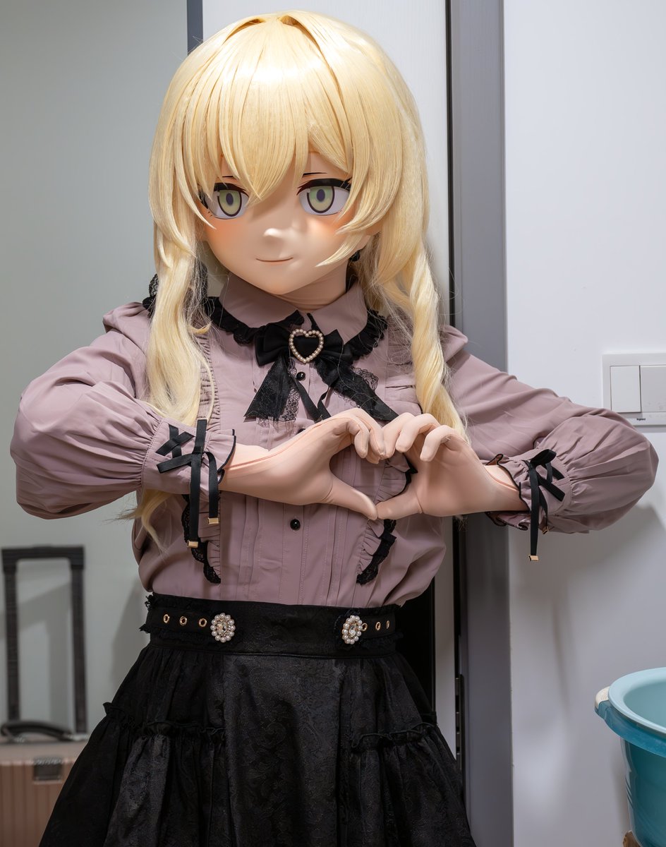 520爱你们喵
#BlueArchive #kigurumi #ニヤニヤ教授