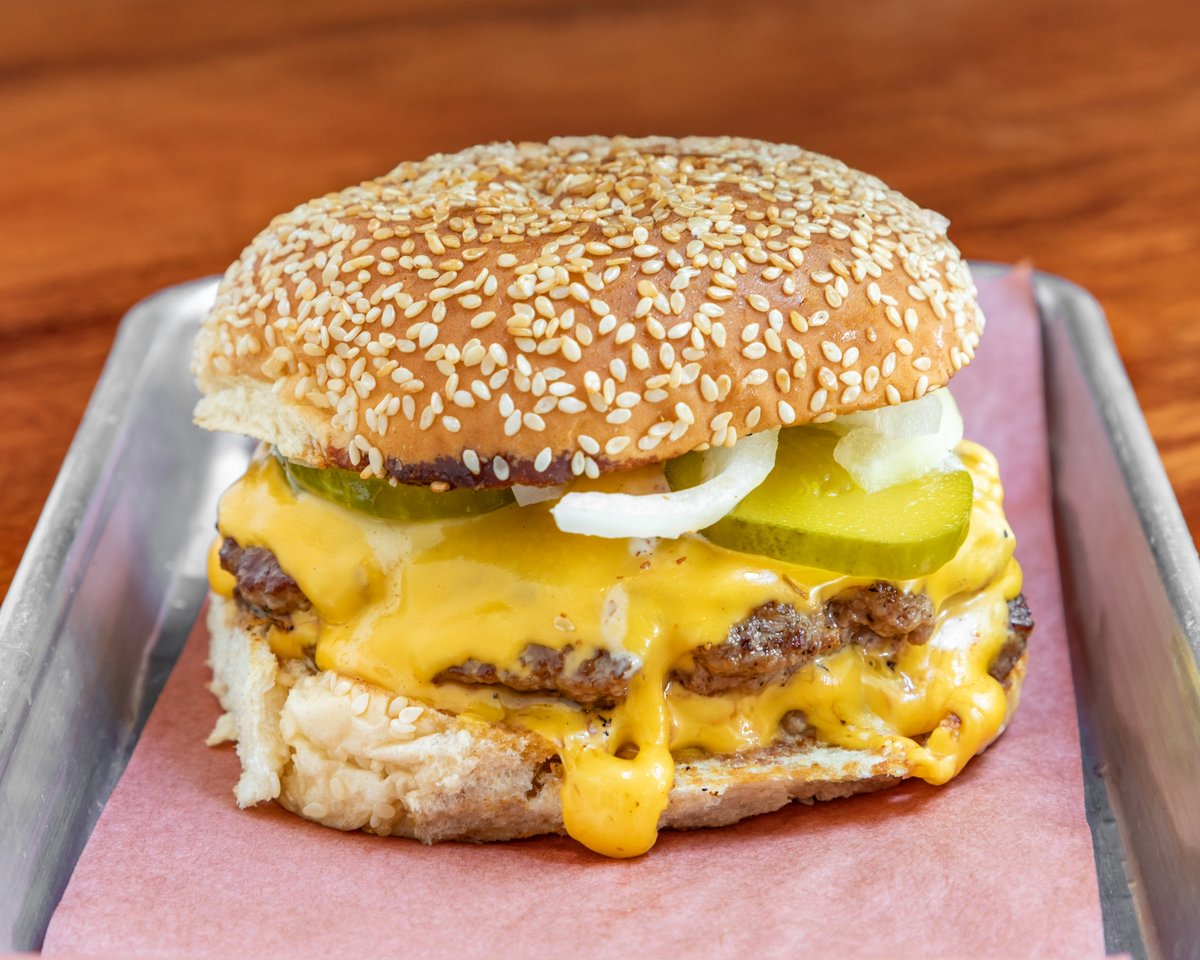 Friendly reminder that we have one of the best burgers in the land. 

The Pub Double 

• Seared Patties 
• Remoulade 
• Sliced Onions 
• American Cheese 
• Pickles