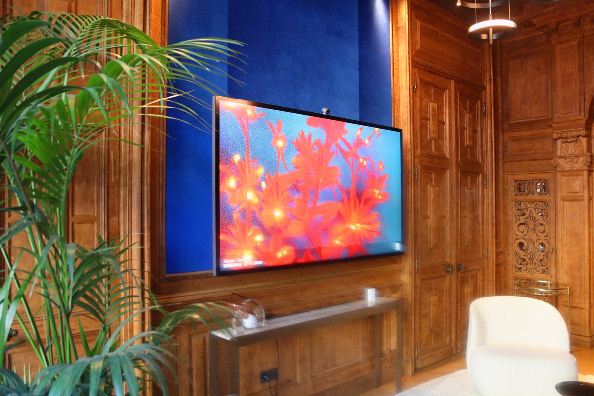 artpoint_xyz's tweet image. Some snapshots of the work of @MiraRuido and @ivonatau exhibited in our new client location, boutique hotel Le Dix in Paris!