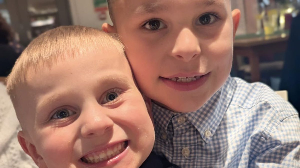 <a href="/Wolves/">Wolves</a> fan Toby is thriving thanks to lifesaving lung surgery after being diagnosed with Congenital Lobar Emphysema and now loves nothing more than channelling his inner <a href="/josesaoficial/">José Sá</a> while playing football with his older brother⚽ 

Read his story: orlo.uk/dBEt3